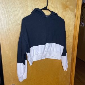 Boohoo Cropped Hoodie